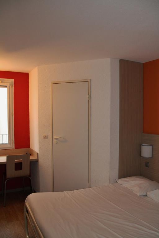 Fasthotel Montereau - Esmans Quarto foto