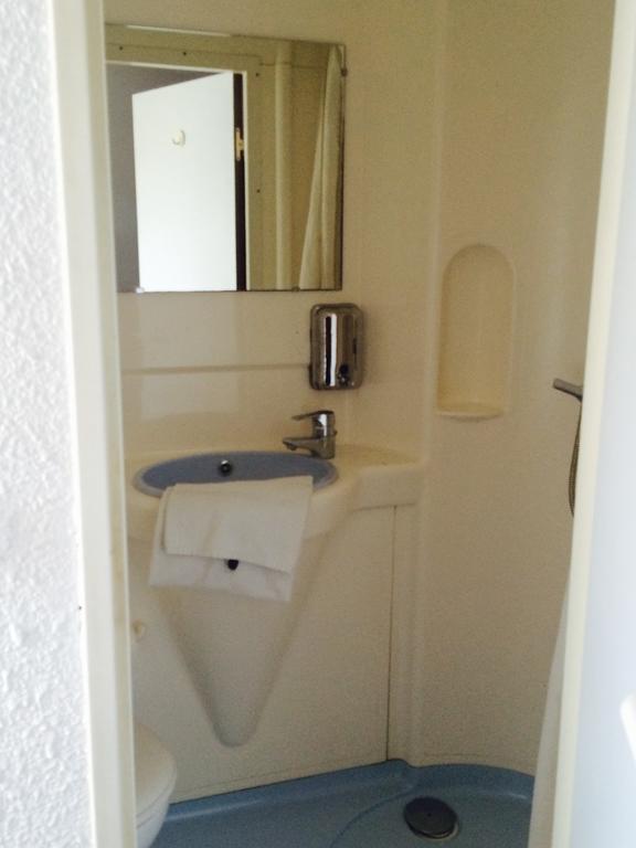 Fasthotel Montereau - Esmans Quarto foto